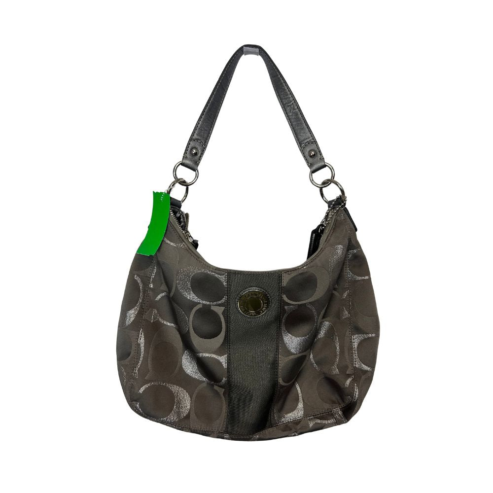 Coach Silver & Gray “C” Logo Shoulder Bag – Y2K-Inspired Classic with a Cool-Girl Twist