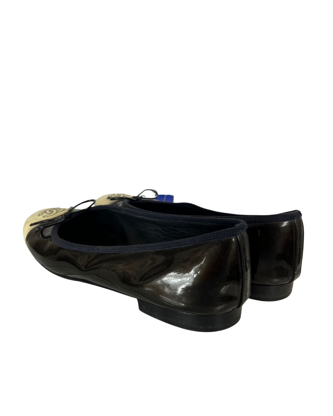 CHANEL Patent Leather White & Navy Ballet Flats (Size 9.5)