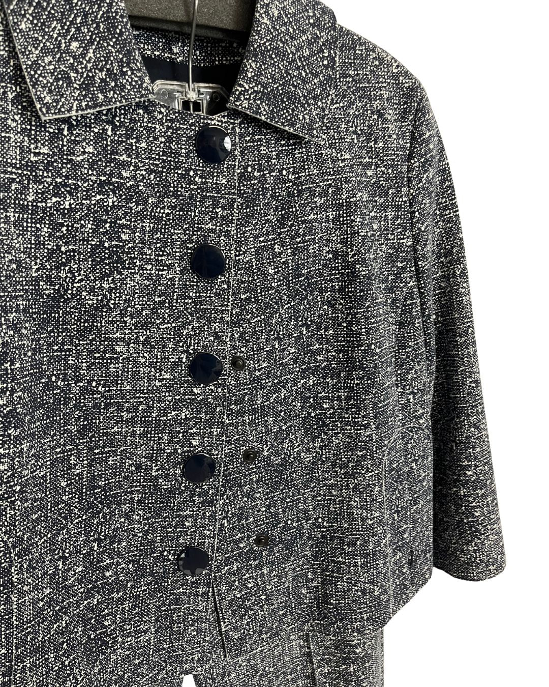 AKRIS Navy Tweed Jacket and Trousers Set (Size 5)