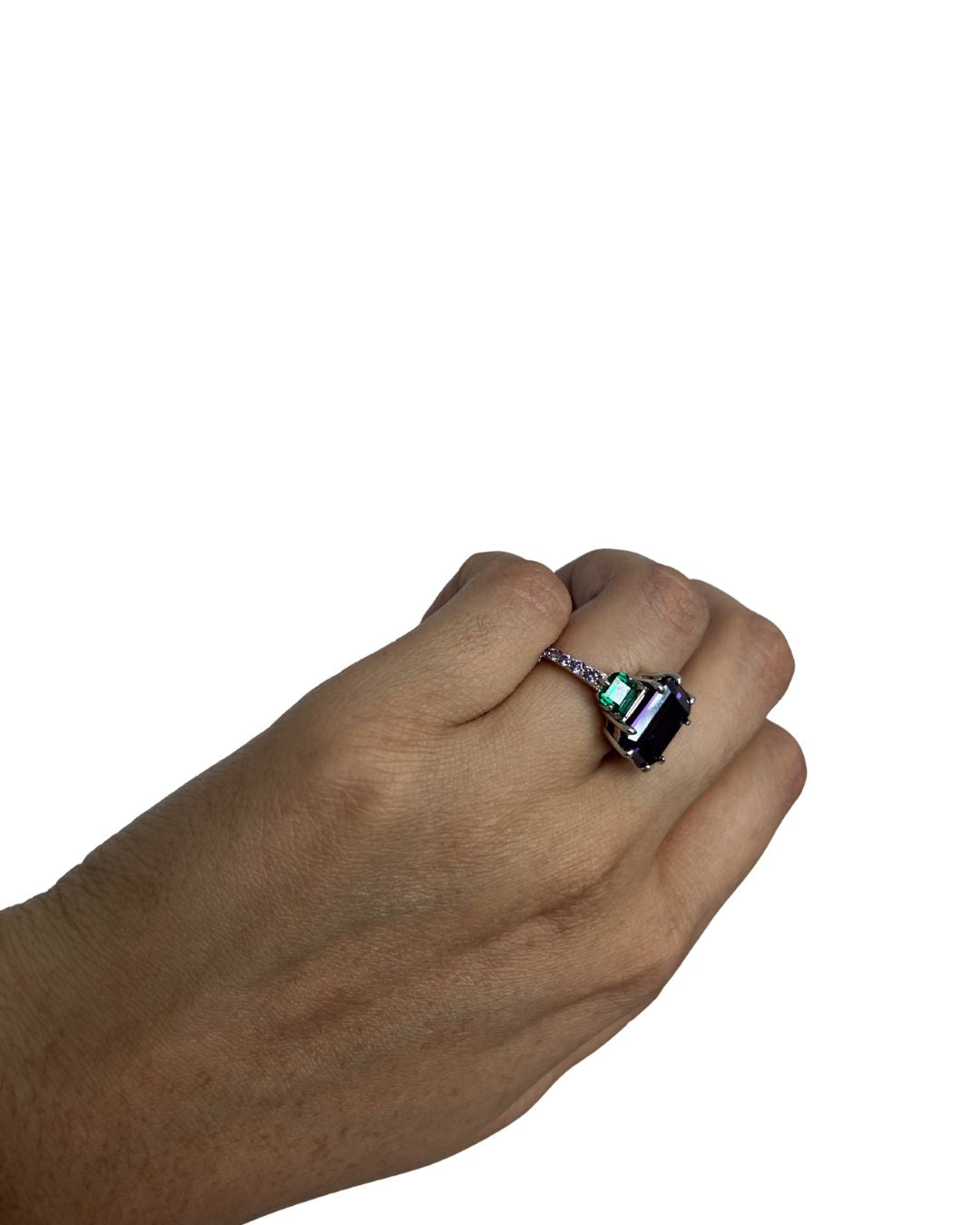 ITALO JEWELRY Emerald Green & Purple Amethyst Ring (Size 4.5)