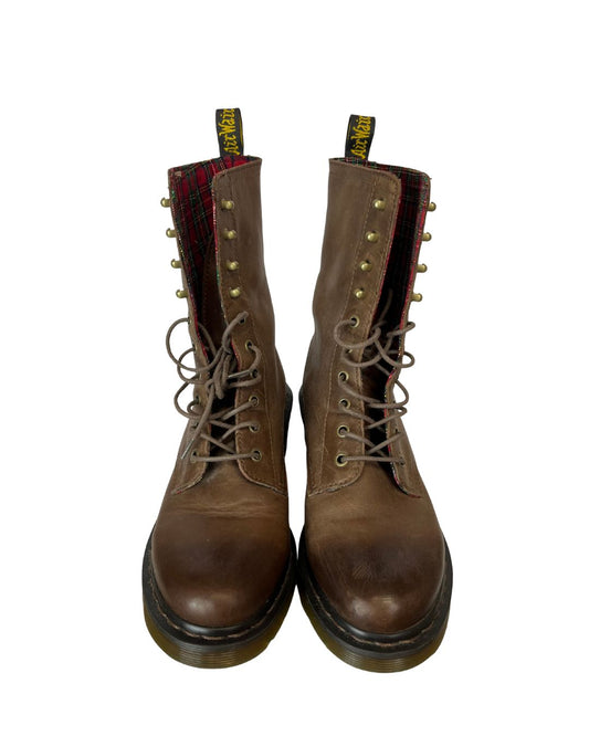 DR MARTENS Brown Boots