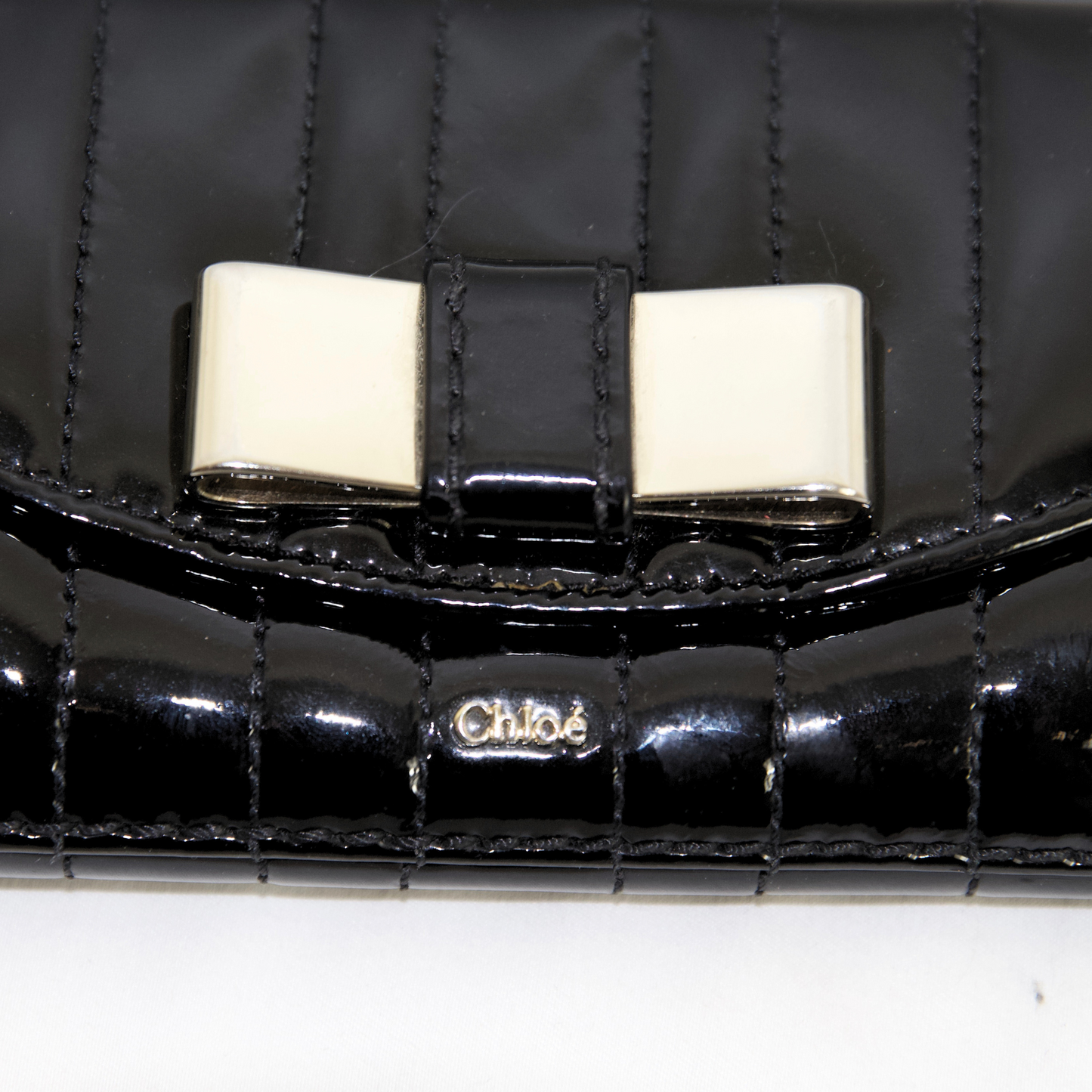 CHLOÉ Patent Leather Bow Wallet