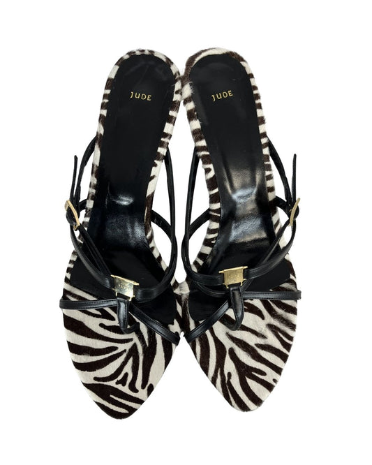 JUDE Cross Sandal Zebra Print Kitten Heels (Size 9.5)