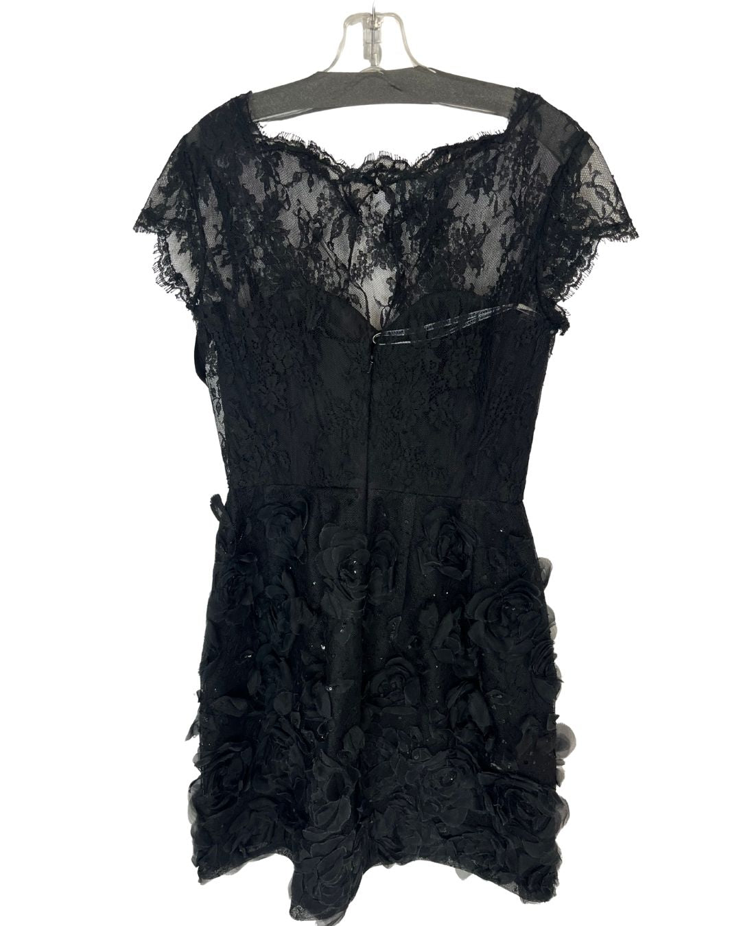 OSCAR DE LA RENTA Black Lace Cocktail Dress (Size 8)
