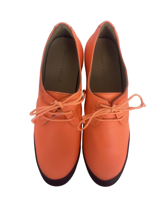 TRACEY NEULS Orange Leather Lace Up SHoes (Size 10)