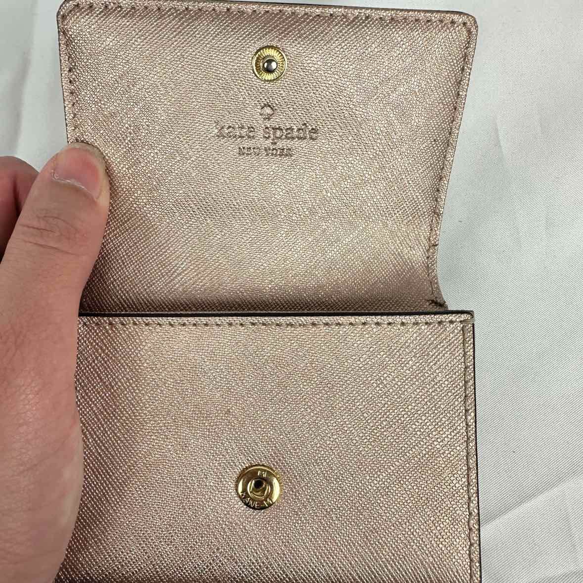 KATE SPADE Rose Gold Margaux Flap Case