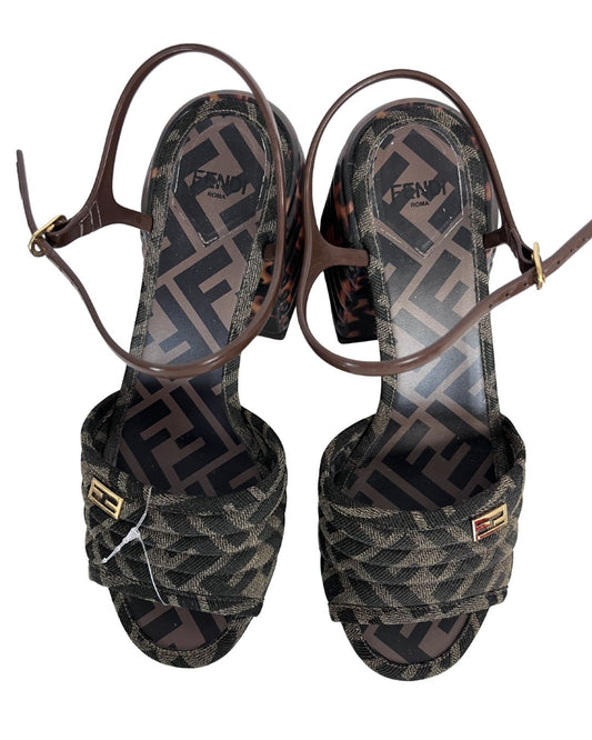 FENDI Delfina Brown Pattern Block Heels (Size 37)