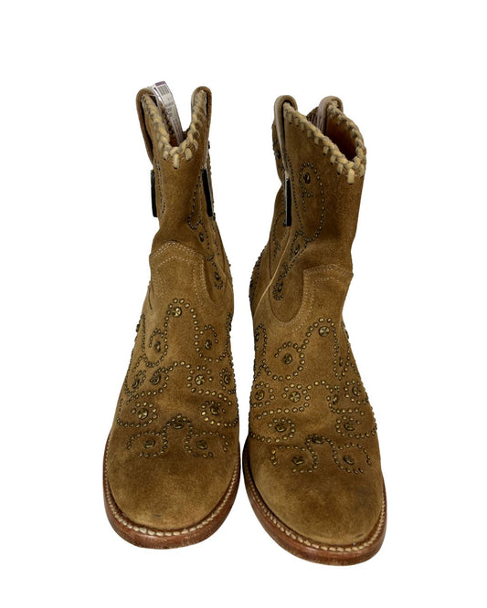 FRYE Suede Victoria Stud Short Cowboy Boots (US 7.5)