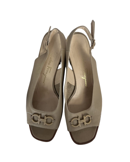 SALVATORE FERRAGAMO Beige Leather Slingback Heels (Size 9)
