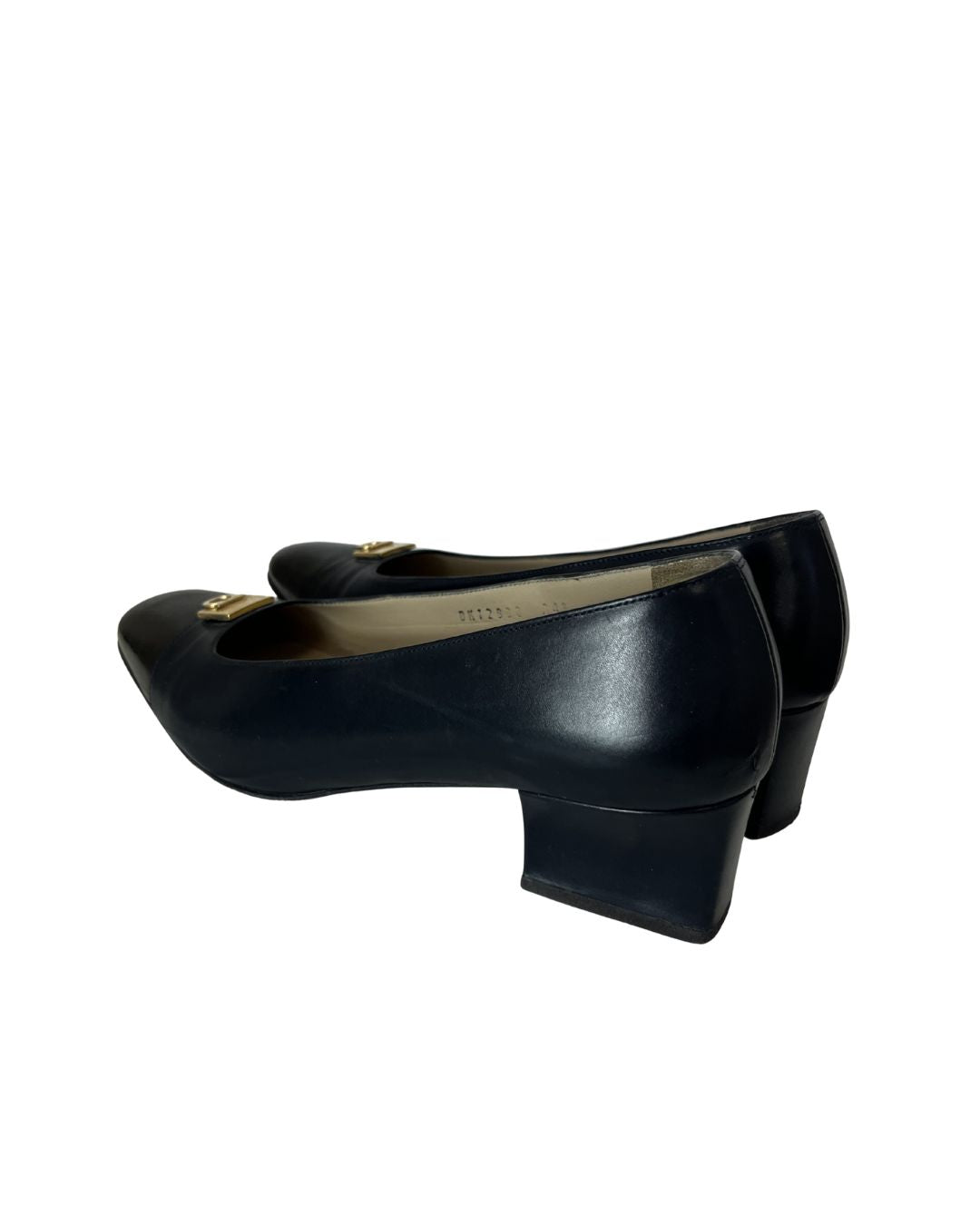 FERRAGAMO Vintage Classic Black Leather Pumps