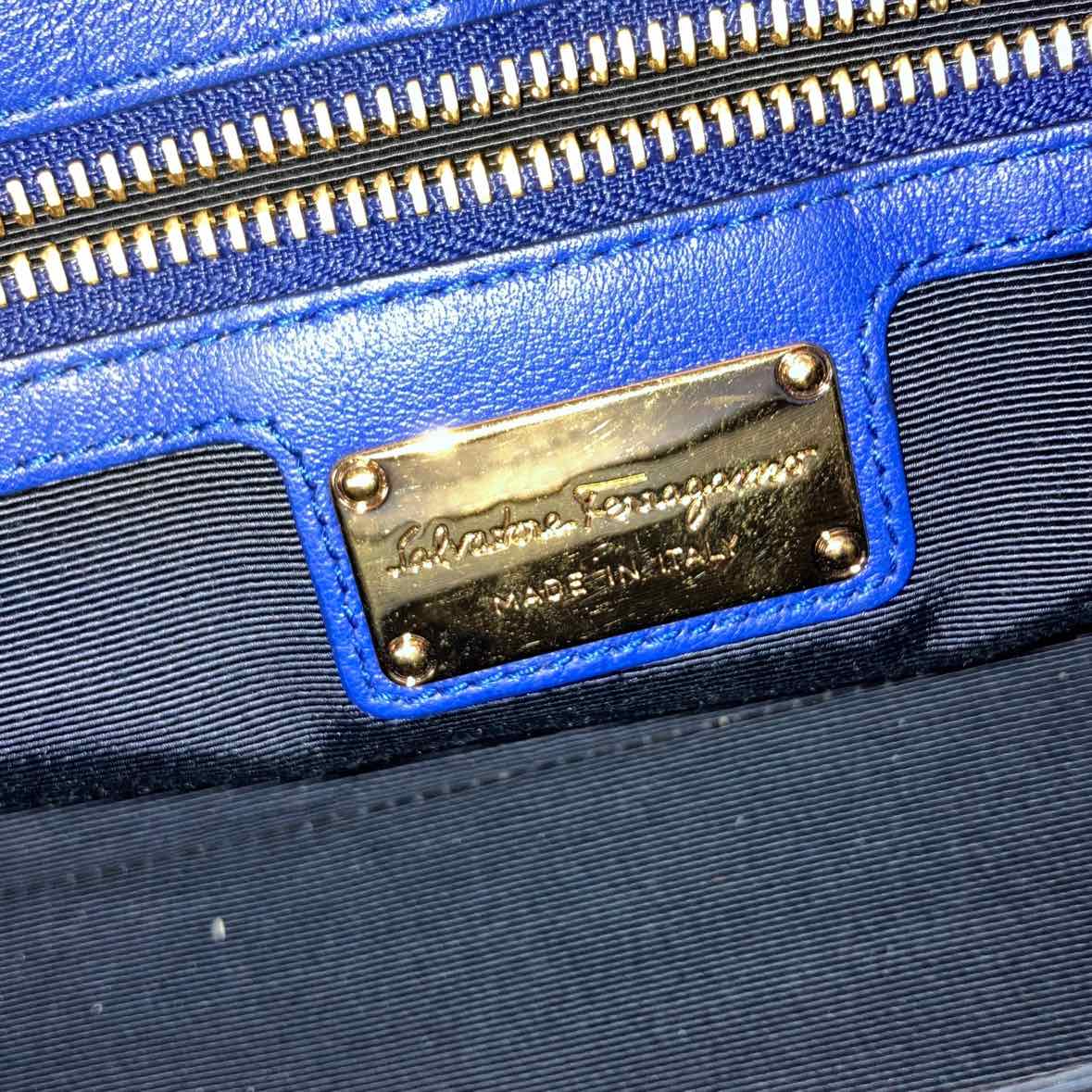 FERRAGAMO Gancini Handbag