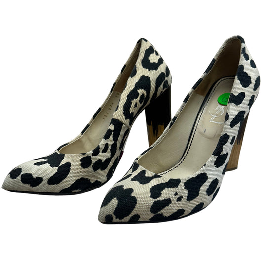 YVES SAINT LAURENT Animal Print Gagosian 105 Pumps