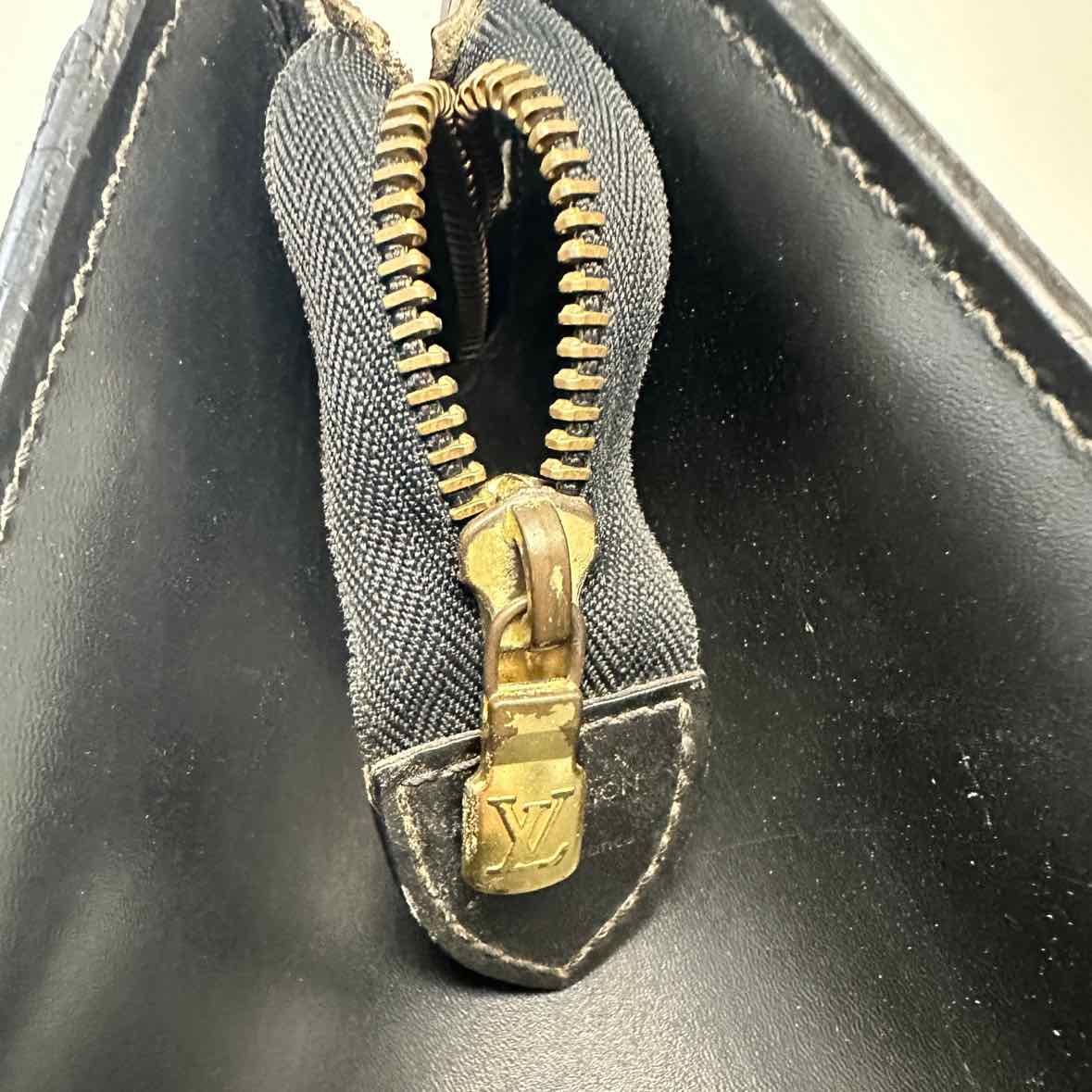 LOUIS VUITTON Black Epi Riviera Bag